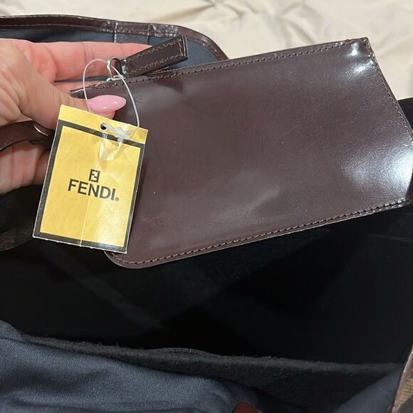 Fendi vintage tote - Picture 3 of 11